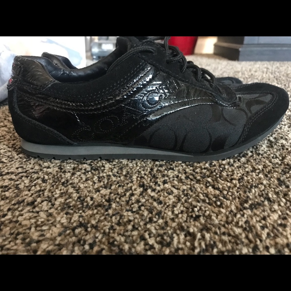 Coach sneakers Black sz 6.5